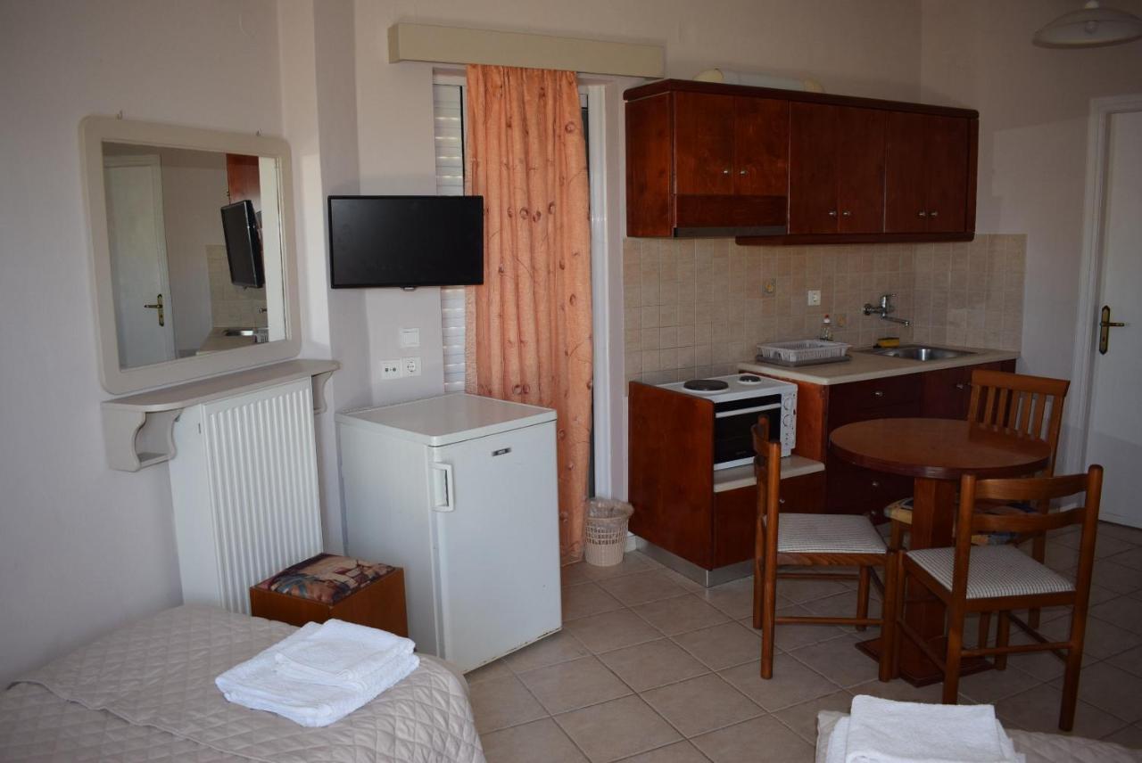 Lydia Rooms & Studios Preveza Exterior foto